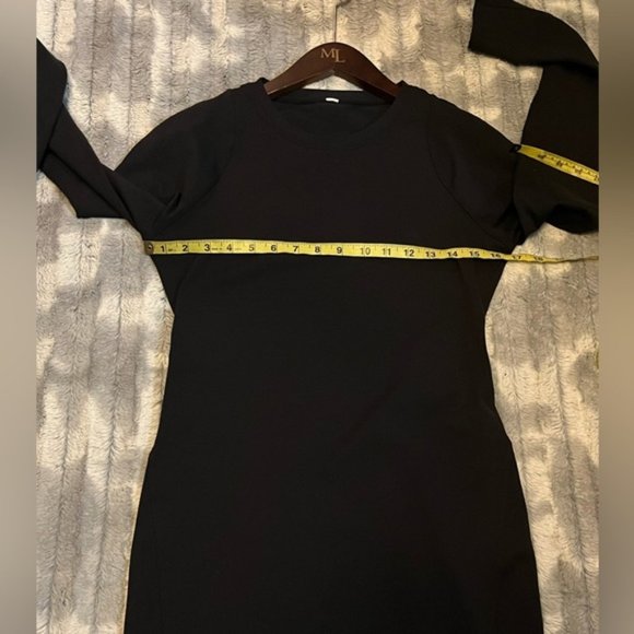 Lululemon &go Everywhere Dress Size 6 - Picture 4 of 6